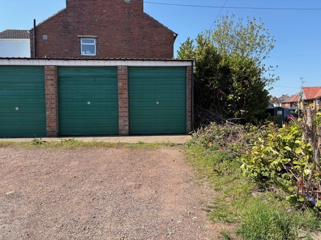 View full details for Garage 9, Fairholme Drive - Mansfield - Nottinghamshire - NG19